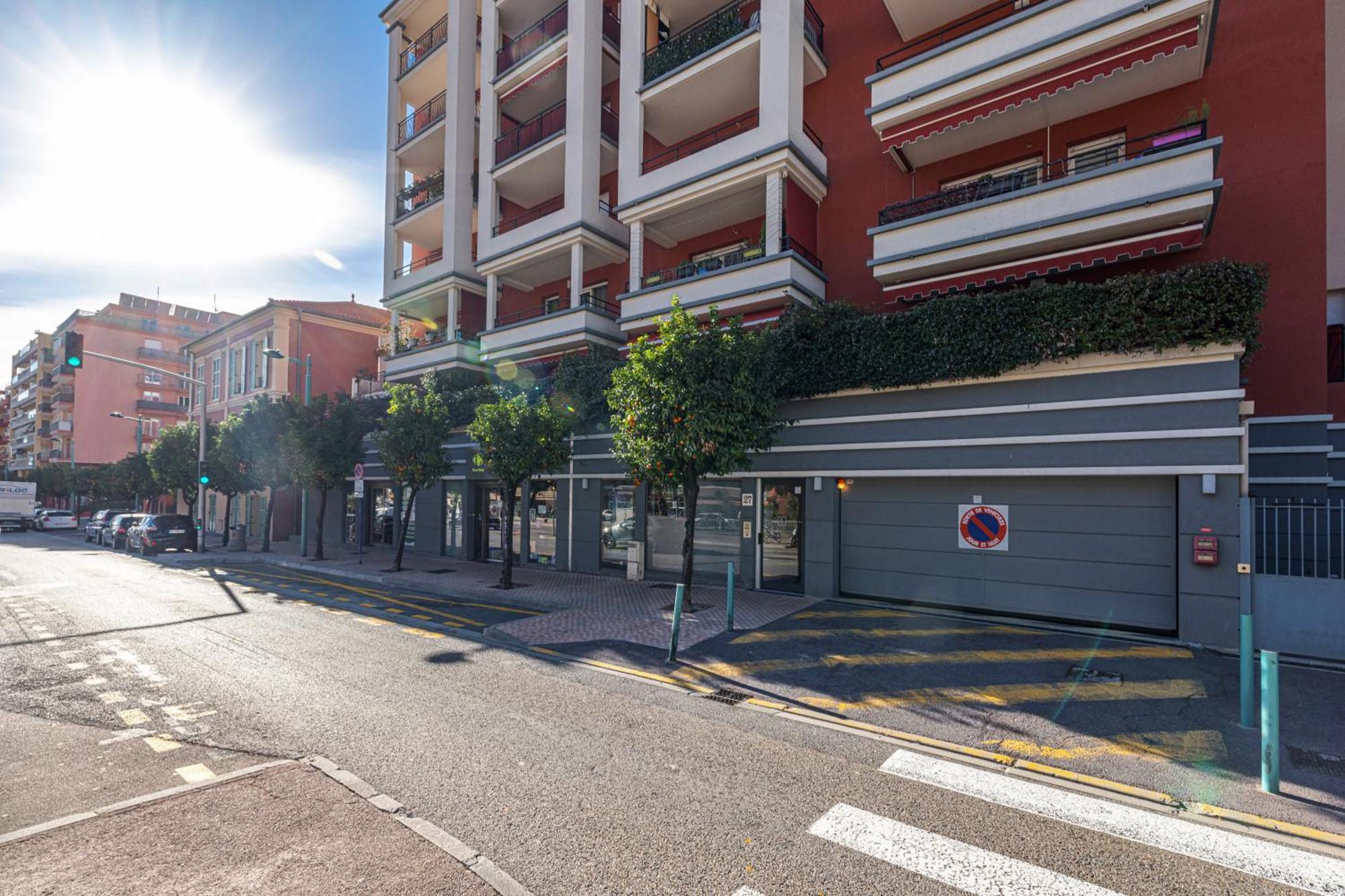 Intercontinental Superbe Appartement Avec Piscine Menton Bagian luar foto