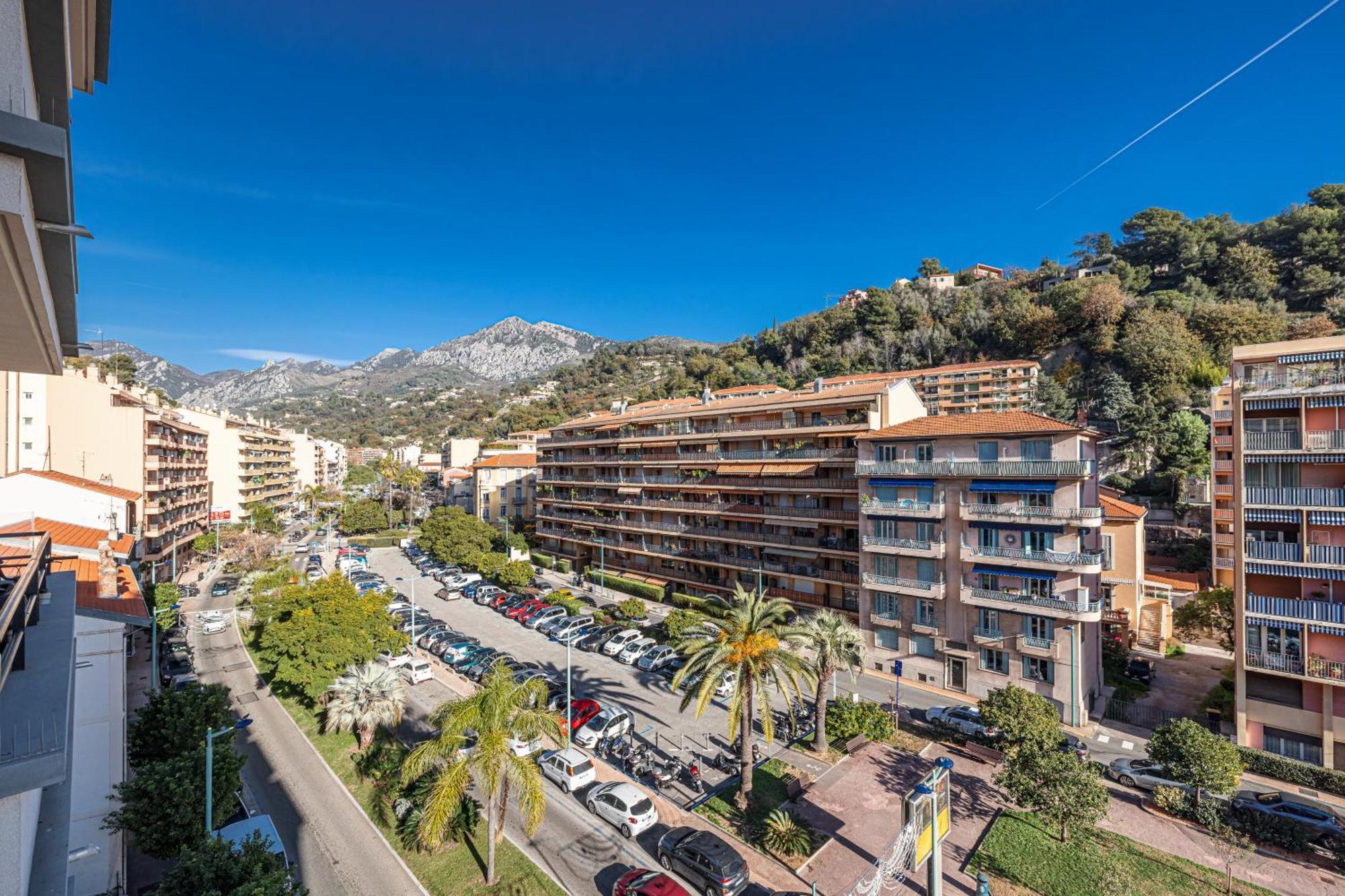 Intercontinental Superbe Appartement Avec Piscine Menton Bagian luar foto