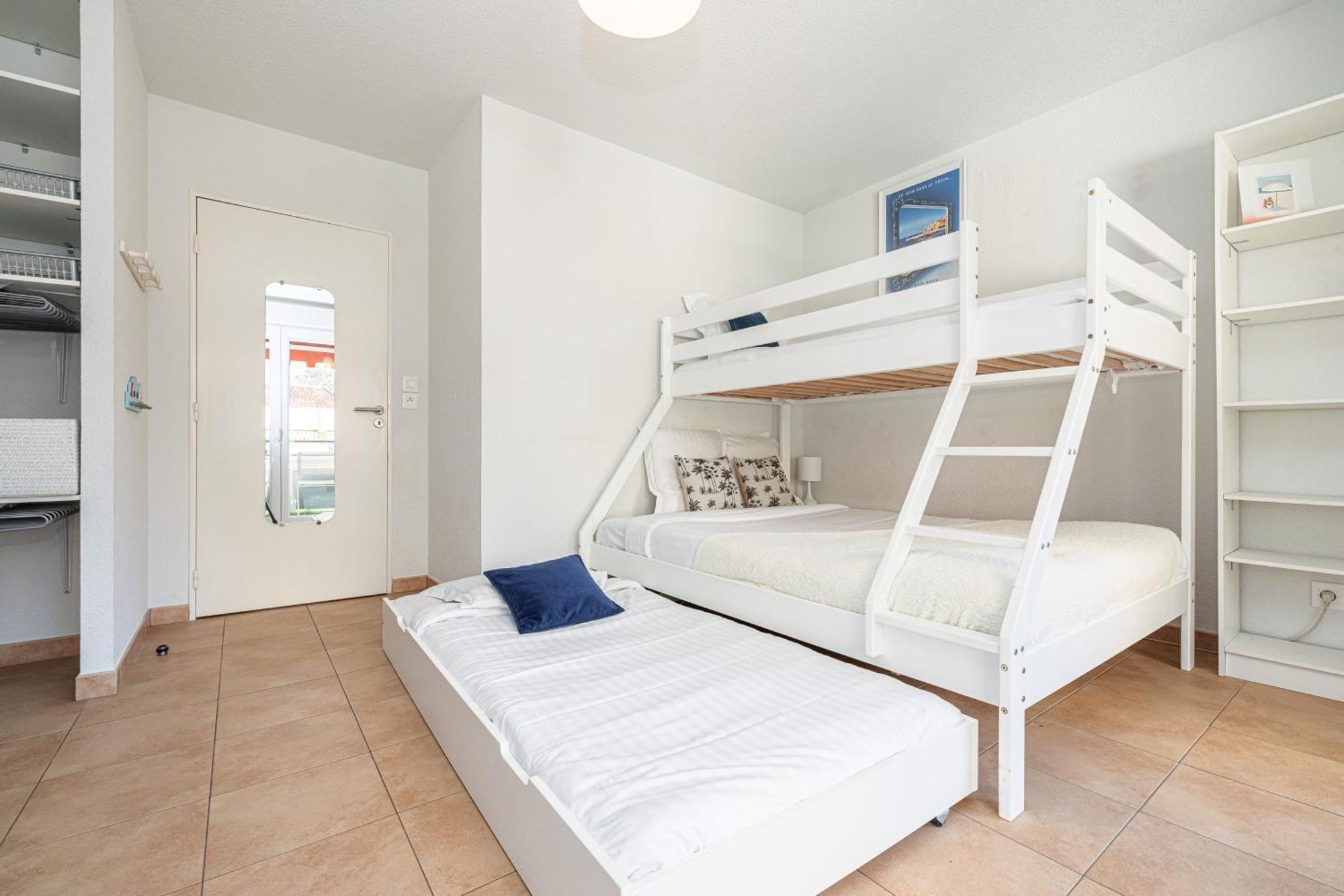 Intercontinental Superbe Appartement Avec Piscine Menton Bagian luar foto