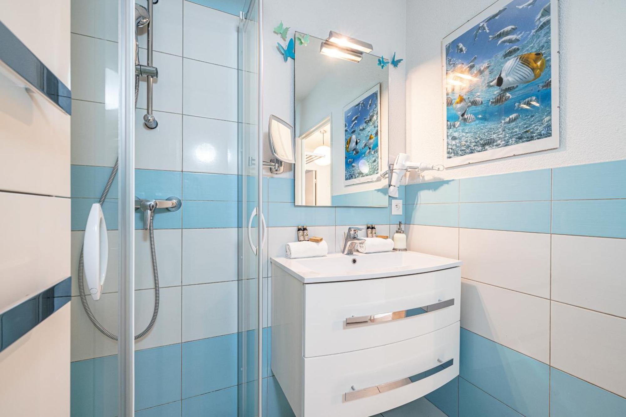 Intercontinental Superbe Appartement Avec Piscine Menton Bagian luar foto