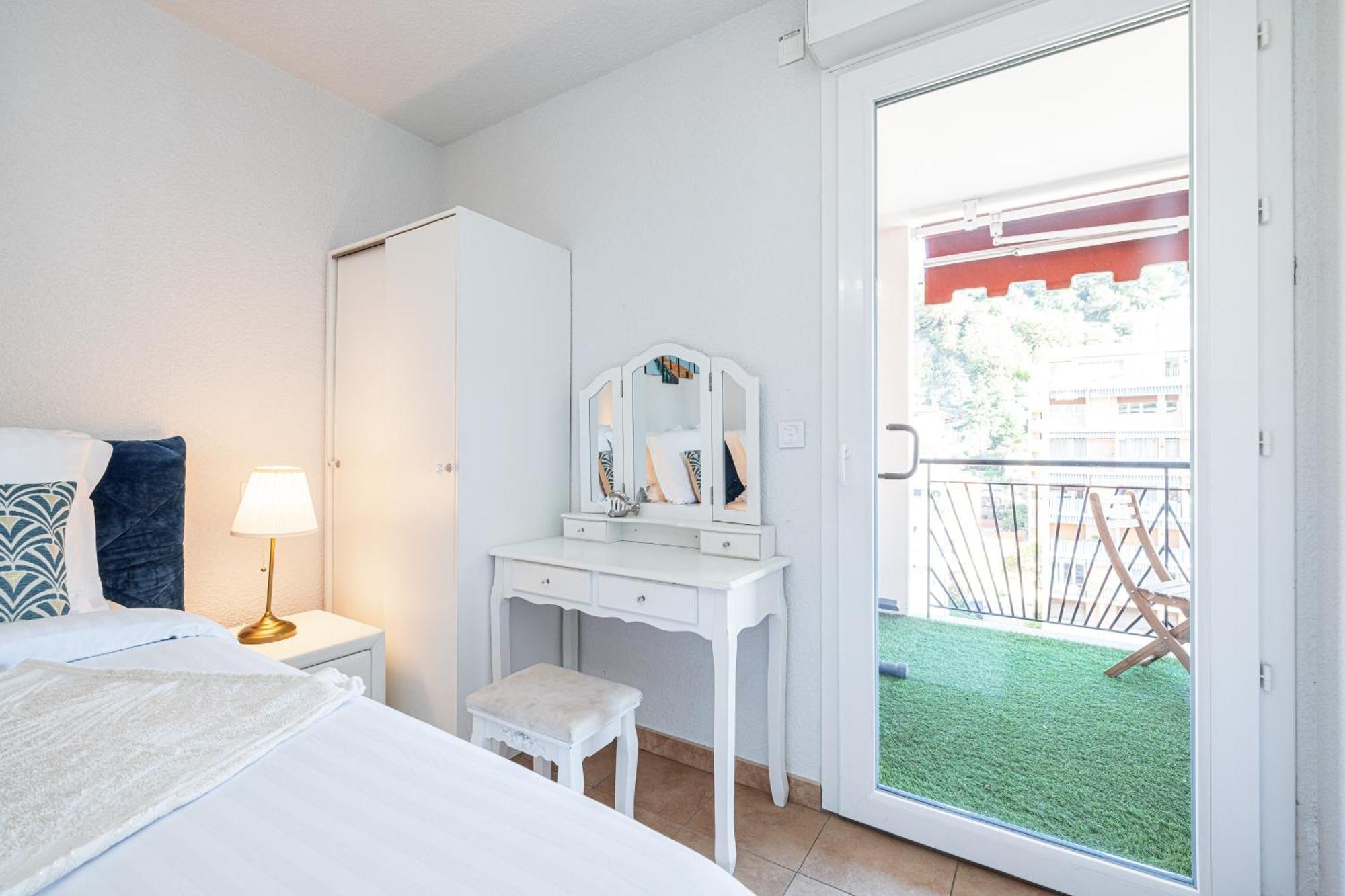Intercontinental Superbe Appartement Avec Piscine Menton Bagian luar foto